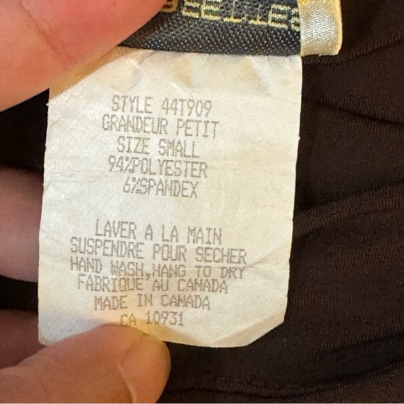 Laura Chocolate Brown Fitted Ruched Top

#1113 - Picture 5 of 5